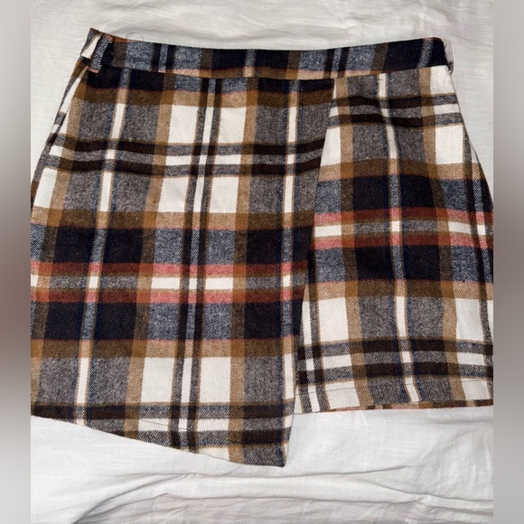 Plaid Wrap Skirt 1X - Picture 5 of 7